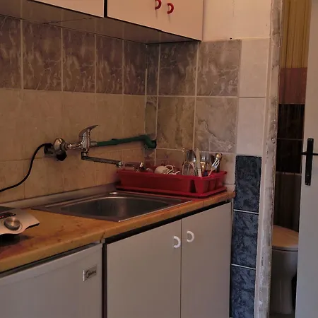 Hostel Shungit Dragana Jeftica Br 10 Belgrade